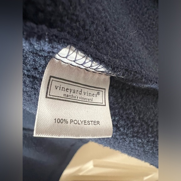 Vineyard Vines Martha’s Vineyard vest. - Picture 5 of 9
